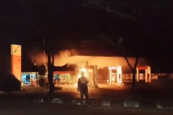 Pertamina pastikan layanan tidak terganggu meski SPBU Indarung terbakar