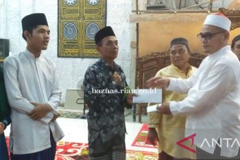 Baznas Riau salurkan santunan Idul Fitri 2022 ke 1.432 mustahik