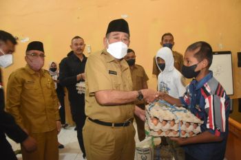 Pemkab Lombok Utara membantu ratusan penyandang disabilitas