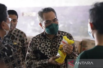 Masyarakat diminta tenang sikapi naiknya harga bahan pokok