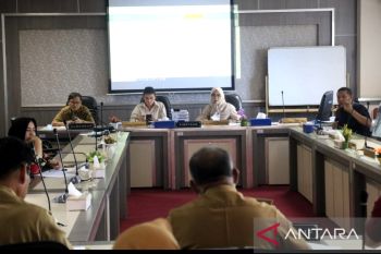 DPRD Sulsel desak pemprov segera atasi ketersediaan minyak goreng curah