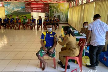 Puluhan WBP lapas Atambua divaksinasi penguat