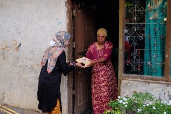 PT Semen Padang gulirkan program buka bersama warga kurang mampu