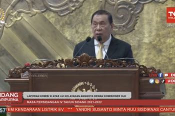 Paripurna DPR setujui calon Dewan Komisioner OJK periode 2022-2027