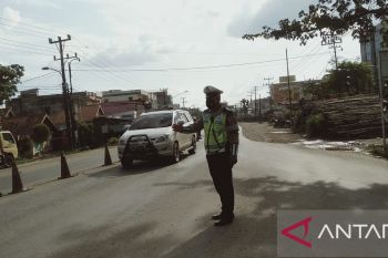 Lalu lintas Jalintim Palembang - Betung kembali lancar