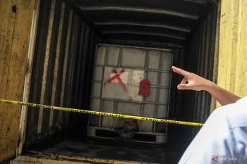 Polisi bekuk penimbun 25 ribu liter solar guna dijual ke industri