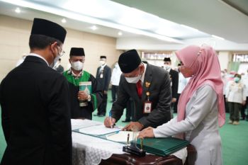 Wali Kota Pontianak meminta agar penyaluran zakat tepat sasaran dan efektif