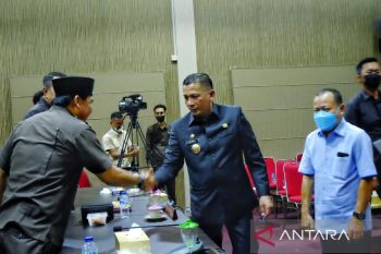 Fraksi DPRD Meranti apresiasi jawaban Bupati Adil
