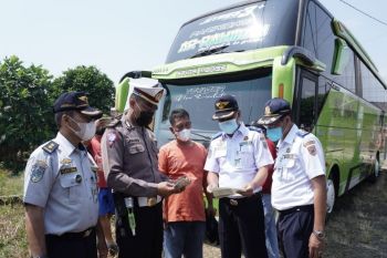 Dishub Batang lakukan inspeksi keselamatan angkutan Lebaran 2022