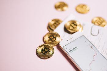 Rusia pertimbangkan untuk izinkan uang kripto untuk pembayaran Internasional