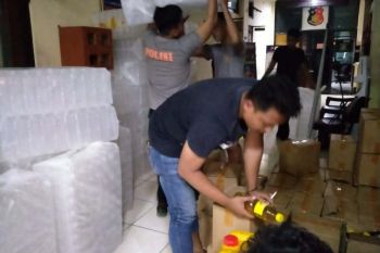 Polisi ringkus pengoplos minyak goreng curah