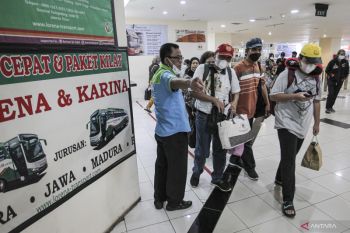 Kemarin, rakornas mudik hingga Ivan Gunawan kembalikan uang DNA Pro