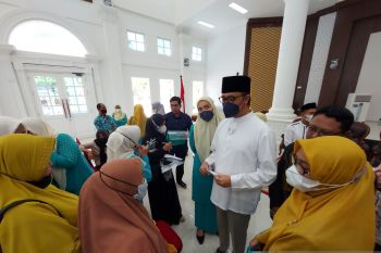 Inovasi baru, Pemkot bantu warga Bukittinggi lunasi hutang Rentenir