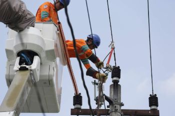 Konsumsi listrik industri di Jateng-DIY naik 9,86 persen