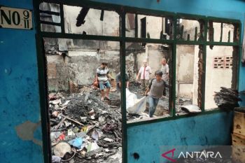 Tujuh rumah di permukiman jalan Pandan Makassar ludes terbakar