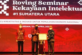 Pemprov Sumsel raih Piagam Menkumham