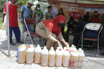 Pasar murah Pemkot Palangka Raya jual 200 ton minyak goreng
