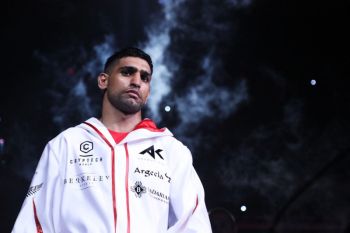 Petinju Inggris Amir Khan dirampok begal bersenjata