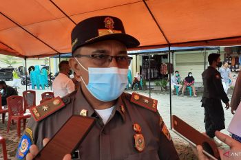 Satpol PP Damkar Pariaman pantau penjualan petasan saat ramadan