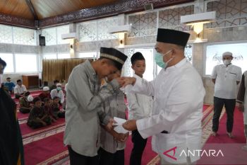 YBM PLN selama ramadhan 1443 H, berdayakan ekonomi masyarakat dan berbagi untuk yatim dan dhuafa