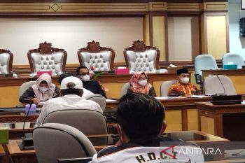 Ketua DPRD Kulon Progo minta pemda buat aplikasi lelang