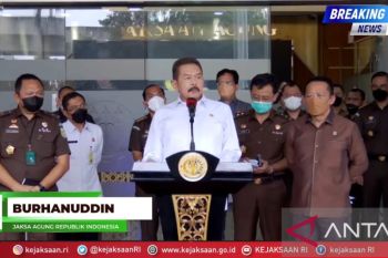 Ini empat pejabat tersangka terlibat kelangkaan minyak goreng