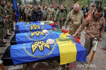 Kabar Ukraina: Dari situasi Mariupol hingga 12 ribu sipil terkepung