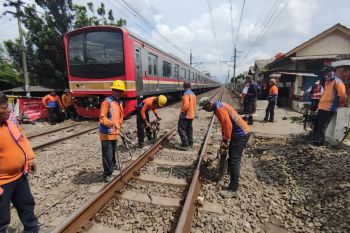 KAI akan laporkan dan tuntut pengemudi mobil yang tabrak KRL