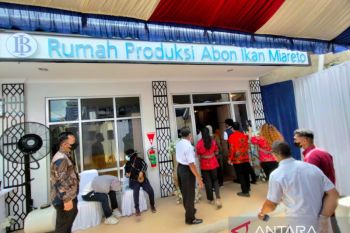 BI membangun rumah produksi abon ikan Miareto Sorong