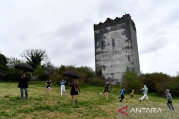 Warga Irlandia tawari pengungsi Ukraina untuk tinggal di kastil abad ke-15