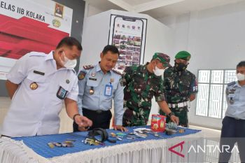 Tim Gabungan razia rumah tahanan Kolaka