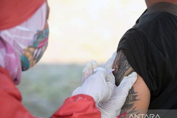 Sebanyak 164.023.683 warga Indonesia sudah divaksinasi COVID lengkap