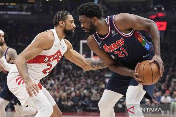 Poin Joel Embiid di pengujung laga bawa 76ers  unggul 3-0 atas Raptors