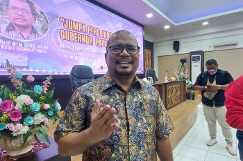 Gubernur Papua imbau pejabat lebih berhati-hati bermain medsos