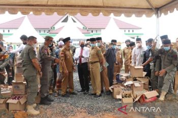 Tanah Bumbu musnahkan 1.529 botol miras hasil sitaan