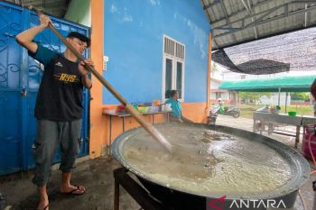 Merawat tradisi menyajikan kanji rumbi selama Ramadhan