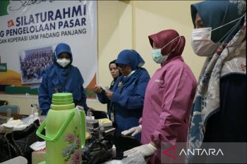 Pastikan keamanan kandungan pangan, tim gabungan periksa bahan pabukoan