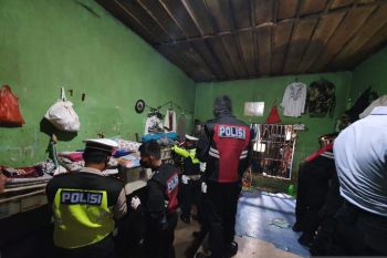 Petugas Rutan Baturaja tingkatkan razia kamar warga binaan