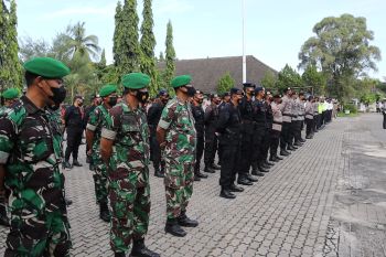 TNI-Polri siap amankan arus mudik lebaran di Lombok Tengah