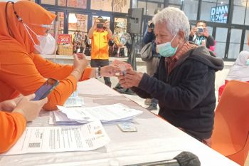 PT Pos sebut penyaluran BLT minyak goreng sudah capai 95,7 persen