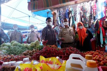 Tim Kementan pantau ketersediaan bahan kebutuhan pokok di Polewali Mandar