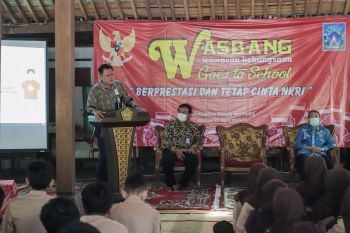 Wabup Sleman mendorong pelajar cinta NKRI dengan berprestasi