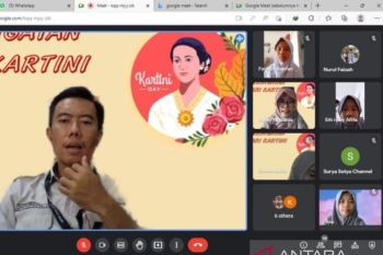 SD-SMP Bajayau Lestari peringati Hari Kartini