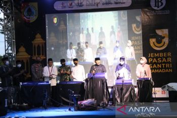 Pasar Santri dijadikan ajang wisata