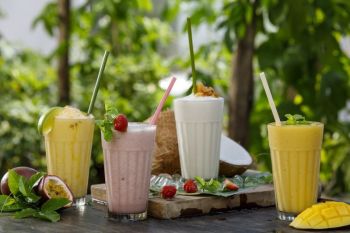 Smoothie bisa jadi pilihan sehat saat berbuka puasa