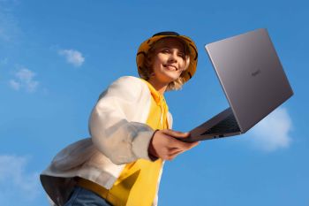 Huawei MateBook D14 &amp; D15 dijual di Indonesia