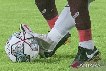 FA tegaskan bola yang diprotes Pep dan Arteta sudah sesuai standar