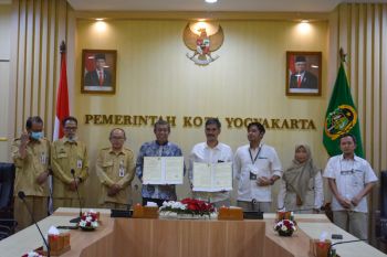 Pemkot Yogyakarta dan Bulog menjalin MoU peningkatan layanan publik