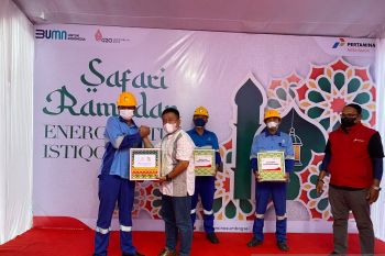 Berbagi jelang Idul Fitri, Elnusa Petrofin salurkan ribuan paket sembako di Indonesia