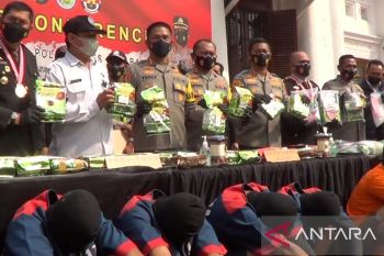 Polisi Surabaya tangkap pelaku peredaran sabu-sabu seberat 42,8 kg
